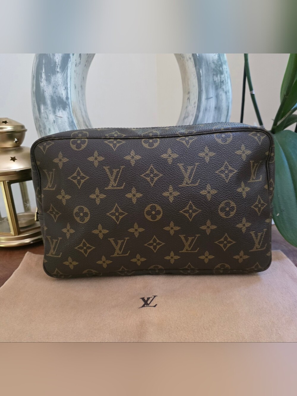 Louis Vuitton Brown Monogram Trousse Toilette 28